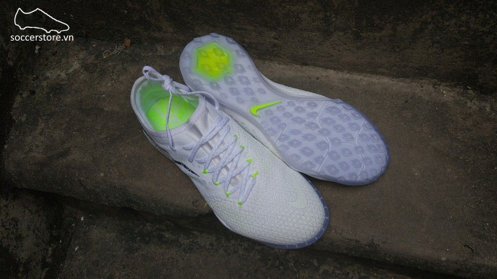Nike HypervenomX Phelon 3 Turf Football Shoe. Nike.com IN